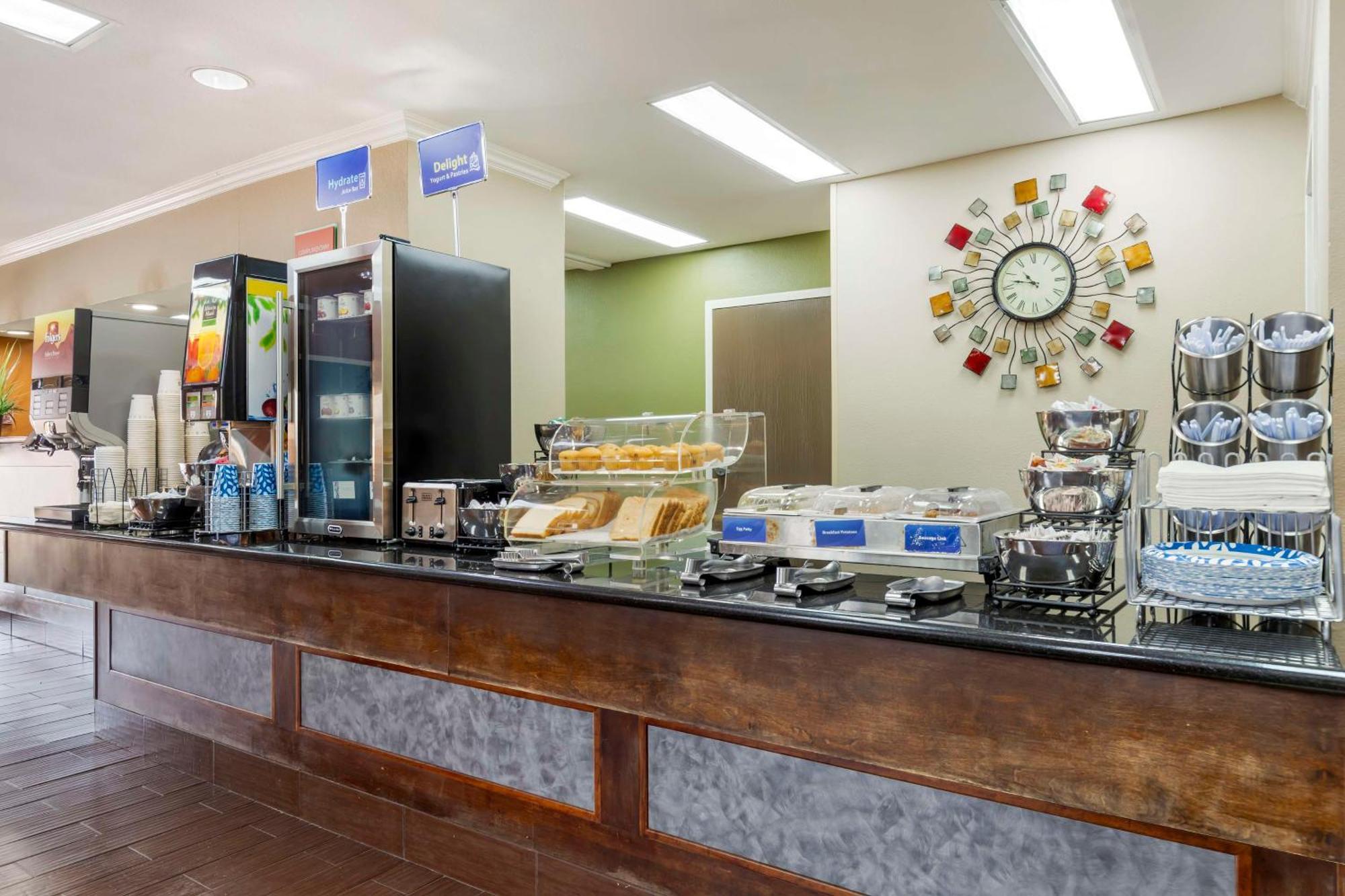 纽布朗费尔斯贝斯特韦斯特套房酒店 新布朗费尔斯 外观 照片
